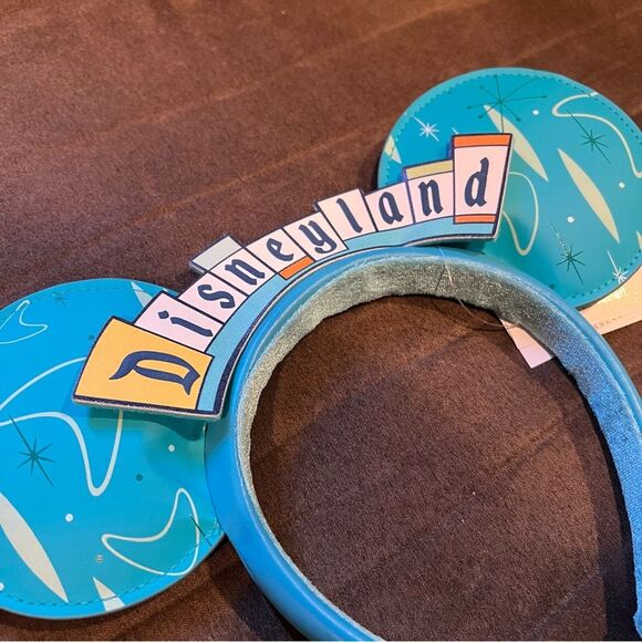 Disneyland Parks Marquee Sign Mickey Minnie Mouse Ear Headband Making Magic NWT - Picture 5 of 5